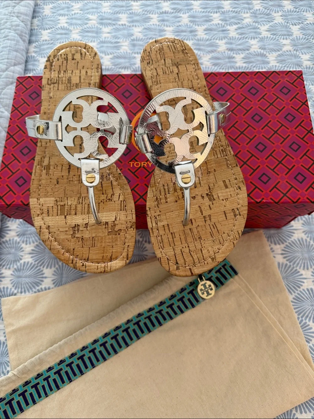 Tory Burch Silver Logo Cork Thong Sandals - Picture 7 of 7